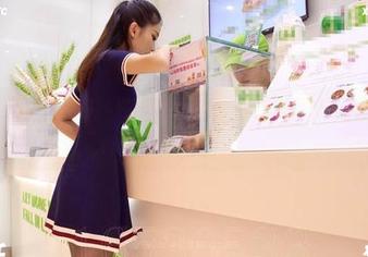 AISS爱丝(钻石版) – 在线浏览美图，体操服搭配陈雅漫，画面太奇幻！