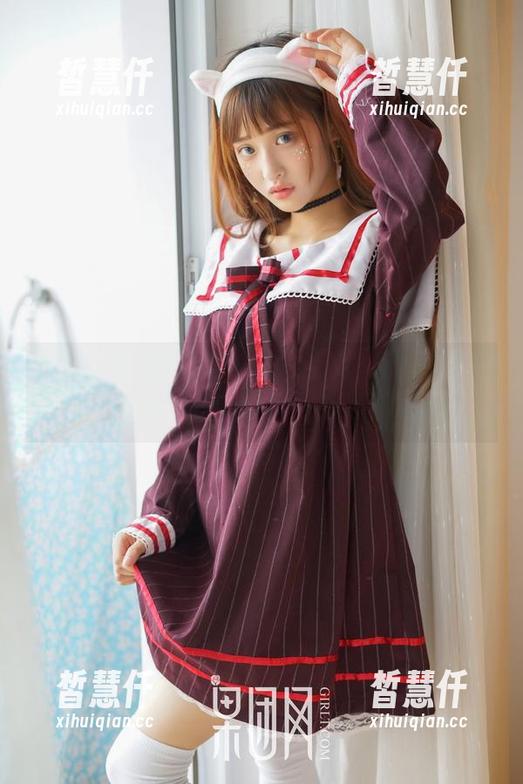 GIRLT果团网 - 周妍希的黑白合集：分享中的幽灵，哈哈，你看到了吗？