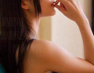 GIRLT果团网 – 原图中透出的微妙气息，周妍希的腿让我觉得……不只是腿，还有何种奥秘在其中呢？