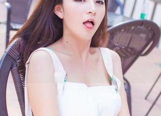 IMiss爱蜜社 – 学妹时光的写真合集：梦心玥的懵懂与诱惑