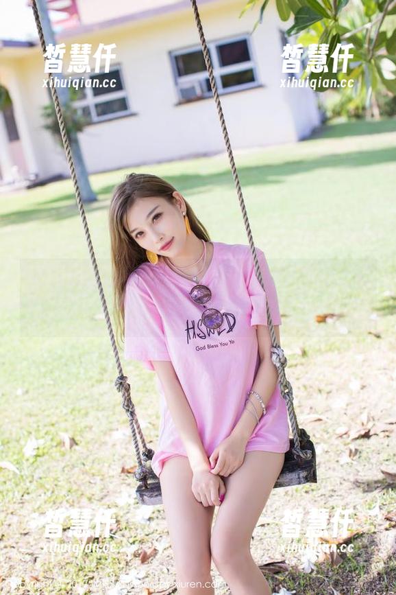 IMiss爱蜜社 - 莉莉Lily的美丽脚丫，全集原图让你倒胃口，但也是蛮受欢迎的！