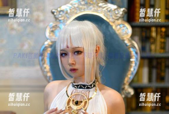 PAKI酱 PAKI酱的花园兔女郎原图:不知不觉,眼睛总是往那儿飘。