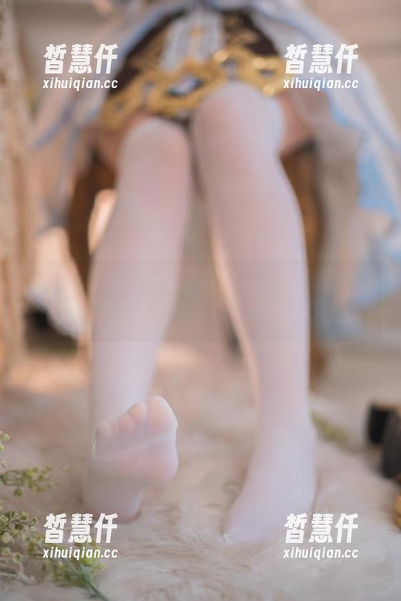 Seele麦麦 无聊的时候,网盘里翻翻Seele麦麦的写真,‘希儿幻海梦蝶’又回来了!