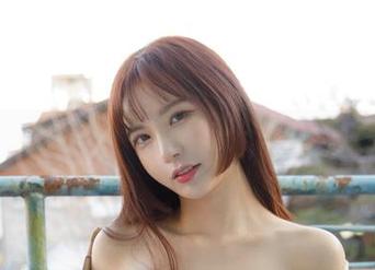 Seoyool(서율)的连衣裙：在cos界的时装秀之旅