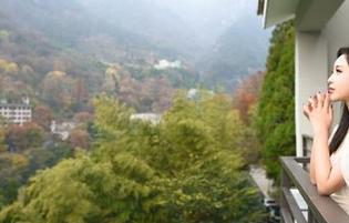 TGOD推女神 – 最新图集：莫雅淇的套装真的是一整套的精致啊，难道是为了给我们观察能力提升吗？