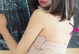 UGirls尤果网 – 私房图包欣赏—欣杨Kitty的网袜时刻，欲说还休？