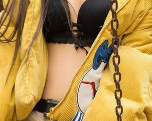 UGirls尤果网 – 万圣节合集中，陈雅漫的魔法一不小心就发生了！
