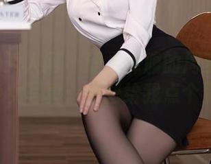 Xiuren秀人网 – 让人捧腹的周慕汐baby少女写真：原图给我点个赞！