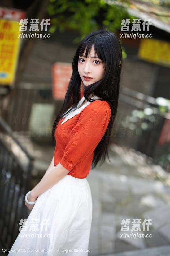 Xiuren秀人网-孔一红 Xiuren秀人网 - 孔一红的修女图包:拍照不只为祈祷,也要好好展示!