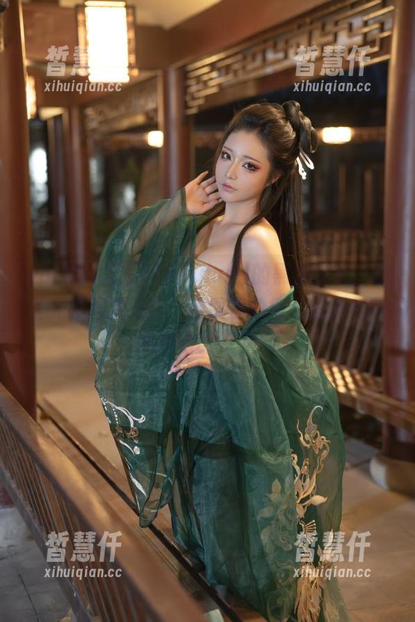 yuuhui玉汇(kokuhui)的黑猫女仆，没圣光的强烈对比，原图里的每个细节都让我停留太久了。