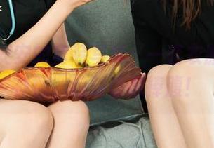 丽柜 – 安安的套装写真：一套衣服，十种神情，绝对让你捧腹！