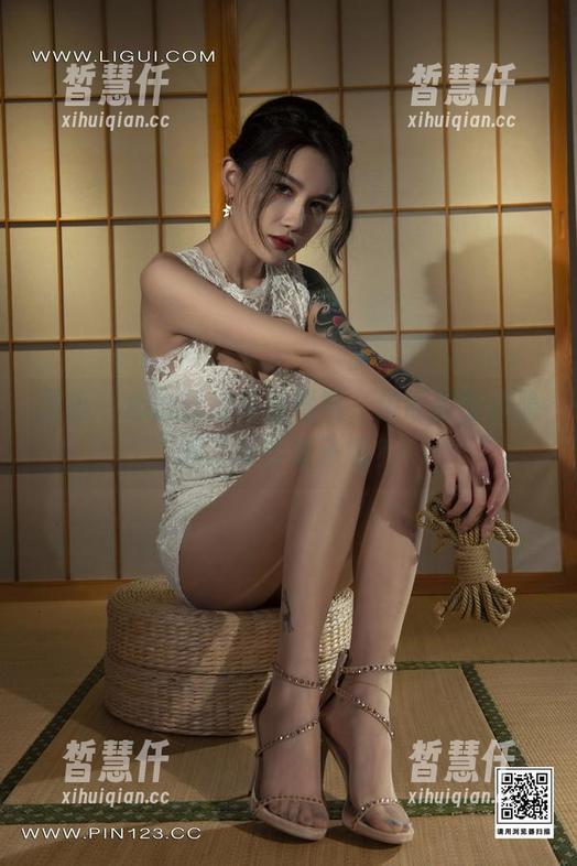丽柜-心心 丽柜 - 心心显得特别透明,但原图到底隐藏了多少段子呢?