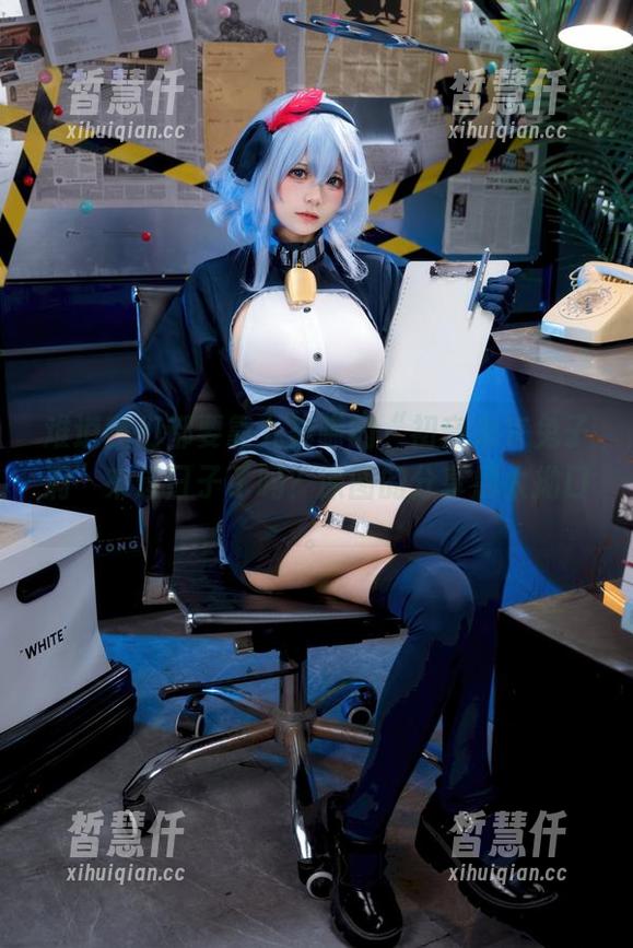九柒喵 难道我们都要靠九柒喵的“初音未来兔子洞”来过日子了吗?原图的分享别太拗口。