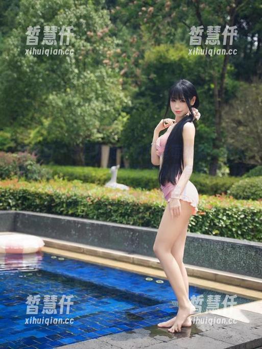 微密圈 - 今日份的十万口草莓粥粥！双人私拍带来欢乐，原图里不仅仅有颜值，还有不少“有趣”细节！
