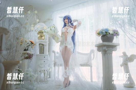 宫本桜 说说泳衣背后的奇幻,高清美图里的宫本桜妩媚渐显。