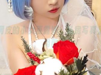 偶尔调皮的小女巫露娜，私房写真里的幻阙歌