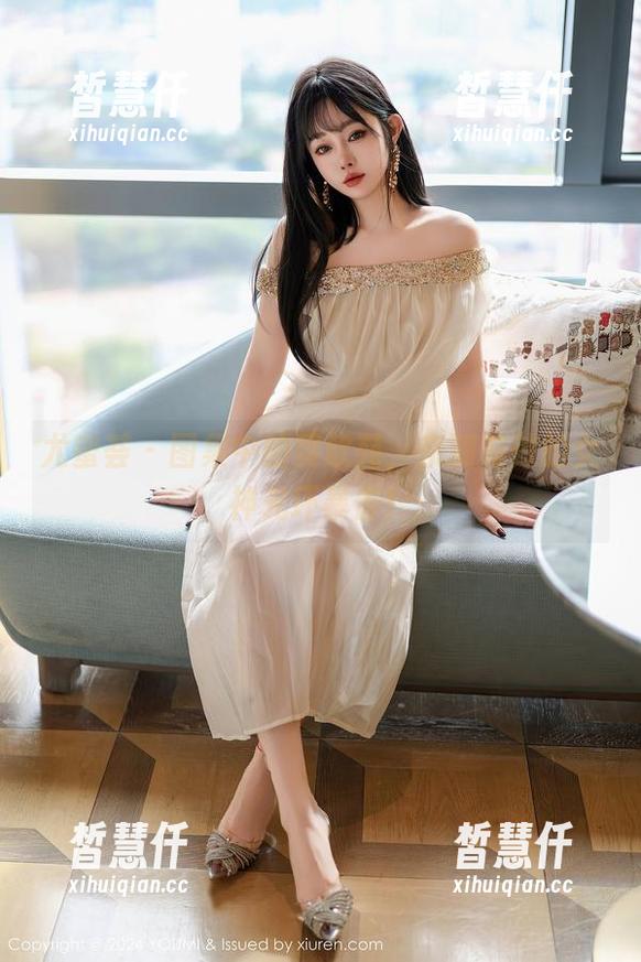 尤蜜荟 - 图集中的黄歆苑，亲测有效的女神光环暴击！