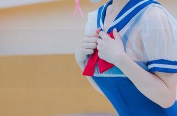 天乃莉莉纱，又名“幼爱youmeko”，这写真图包能让我期待多久呢？