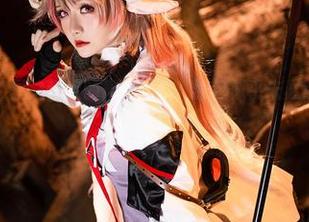 无圣光加持？星之迟迟的篝之雾枝礼服包似乎未必需要，原图都足够燃了！