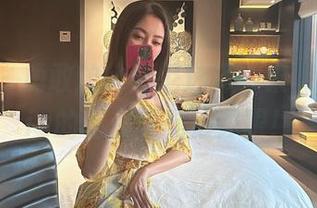 微密圈 – 勇敢的比基尼选择，果儿Victoria的私房写真很养眼！
