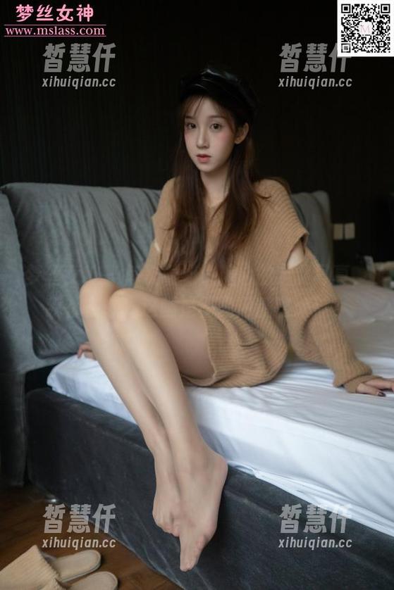 梦丝女神-小糖心 梦丝女神 - 每次看到小糖心的定制写真,我都在想,这腿是不是用糖蜜涂过?