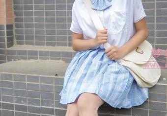 梦丝女神 – 瑶瑶的课间，全套图包是解压神器吗？我毫无抵抗力了！