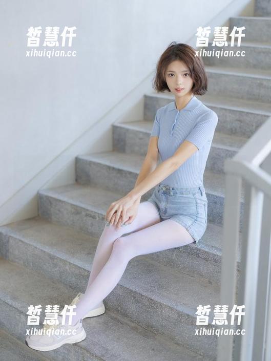不藏私！森萝财团的黑丝学生妹套图让零食都食之无味咳..不说了。。