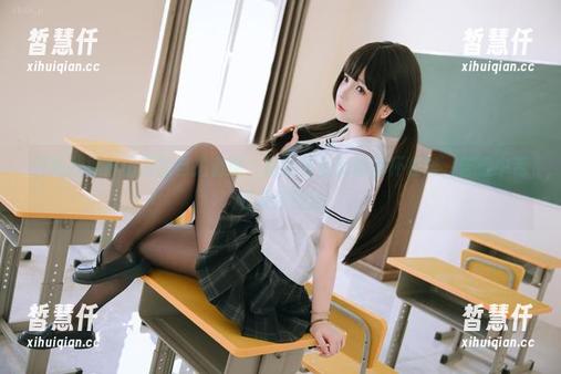 樱井小莜 开始找樱井小莜的自拍套图,她的资源就像那杯咖啡,苦涩中带着淡淡的甜