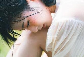 清水由乃大凤花嫁的写真，是不小心“打翻”了灵感瓶吗？