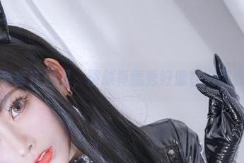 比基尼全套在这里，清颜真德秀好像在邀请我下载。