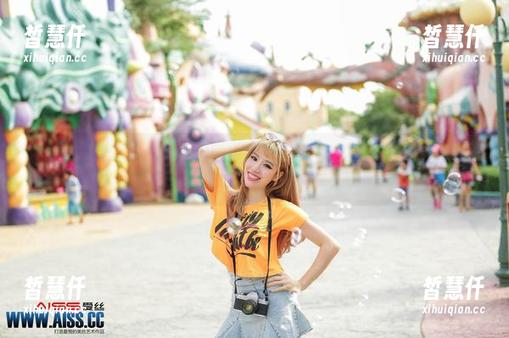 爱丝 - 准备好，欣杨的高清JK图册即将带你开启一场不一样的旅程！