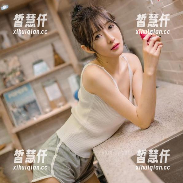 王羽杉的圣诞福利图集，惊喜内涵点滴洒落