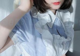 半夜翻到白银81的御姐作品，低声惊叹，居然比我的梦还要鲜活