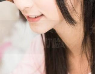 原图公开，神楽坂真冬的白丝，分享的时候别被打脸哦。