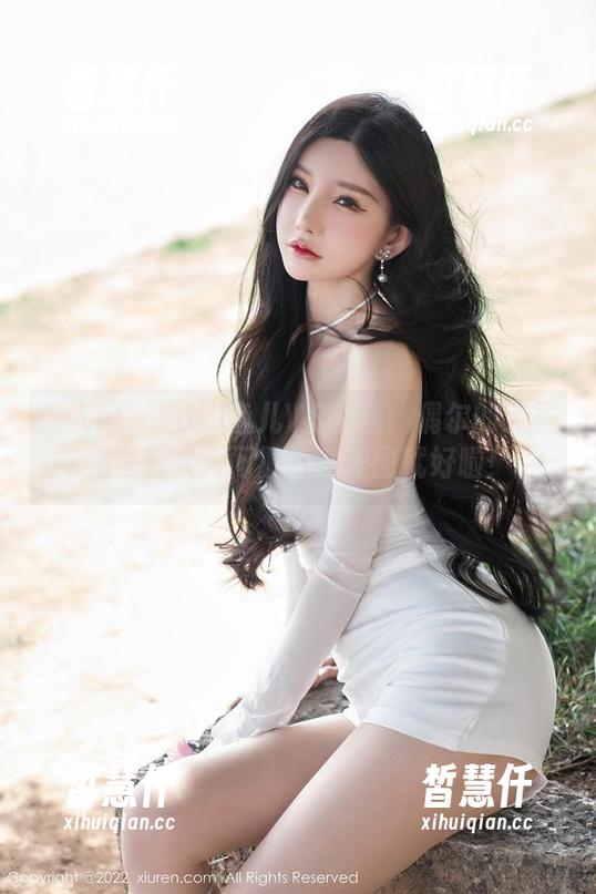秀人网-Yuki鱼儿 秀人网 - Yuki鱼儿VS泳装:偶尔的无圣光也没太大问题,看美图就好啦!