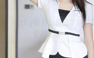 秀人网 – lucky咏丹：你的学妹其实也挺会拍写真