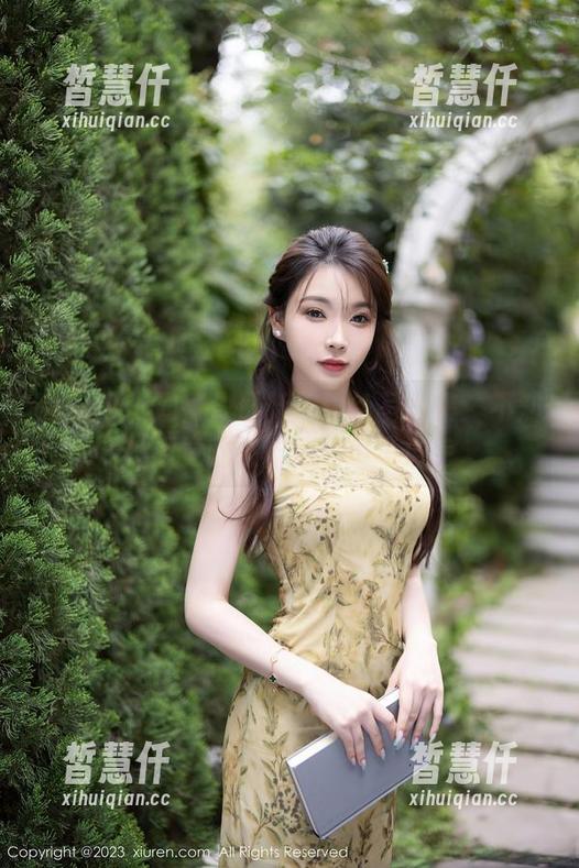 秀人网 - 周慕汐最新的粉色写真集：不知不觉就被粉色包围了！
