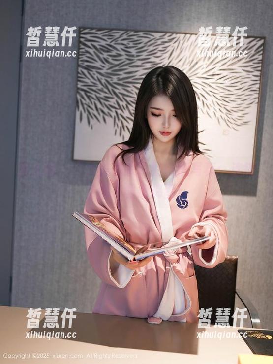 秀人网 - “大美媚京”的创意写真：连镂空都在调皮捣蛋！