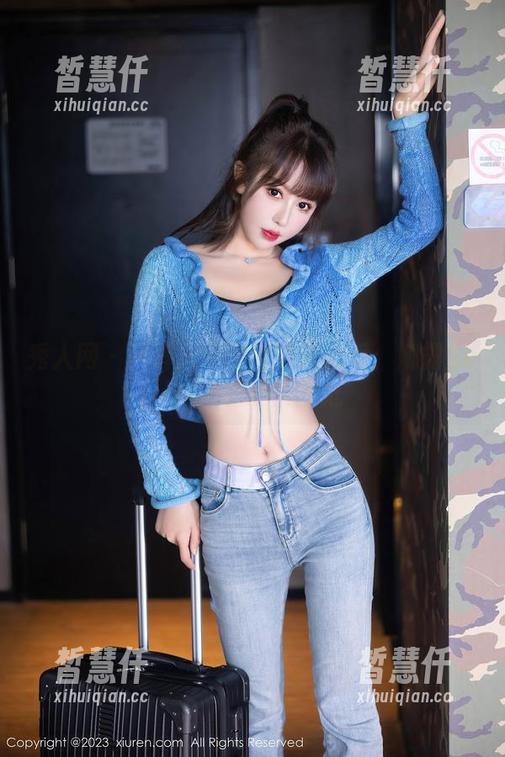 秀人网 - 一阵风带来的高清感受：娜露Selena的夏天壁纸