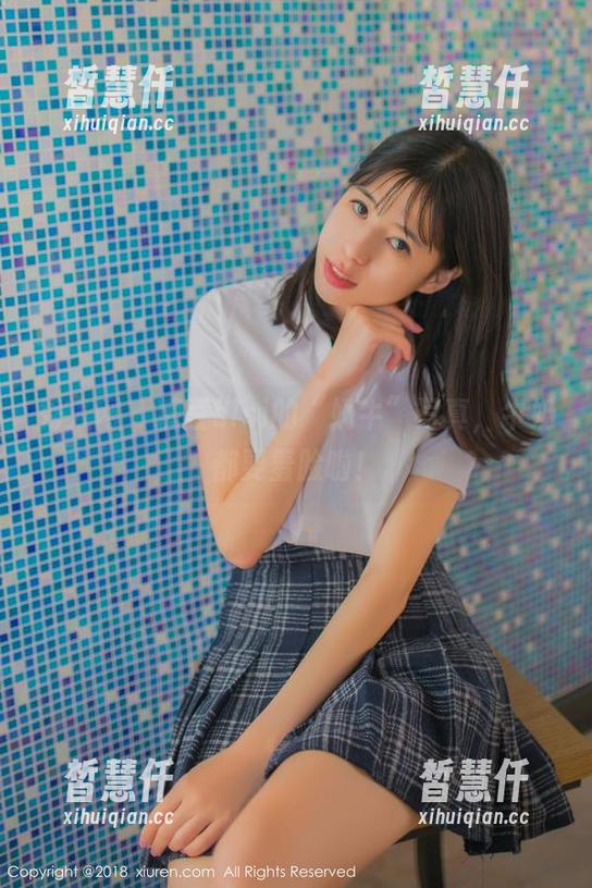 秀人网 - 糖豆sisi的“奶牛”写真，牛奶都要羞脸啦！