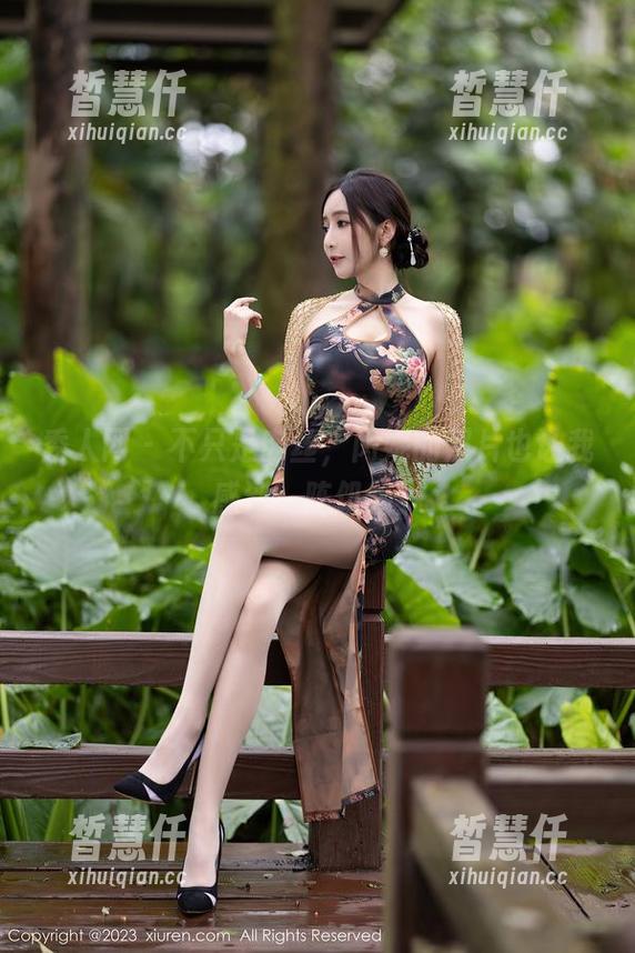 秀人网 - 不只是肉丝，闵妮的照片也让我感到一阵饥饿！