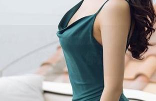 花漾show – 免费资源还是白裙？赵惟依coco在这里，你选哪个？