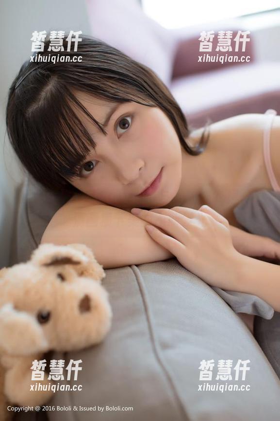菠萝社 - 许诺Sabrina与她的连衣裙，高清画质下美图不断发光