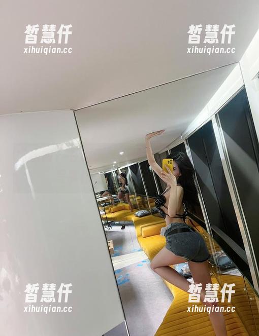 微密圈 - 在原谅与尖锐之间，葛征的礼服写真作品让我陷入了沉思。