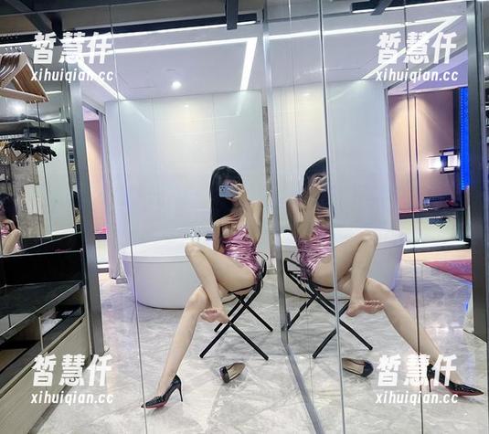 微密圈 - 紫色多了一个层面，葛征的写真让我无法乏味