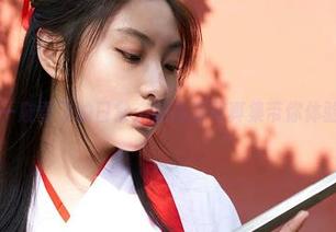 蜜桃社 – 一窥雪飞的日常：让高清写真集带你体验无尽乐趣