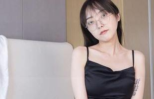 袜啵啵 – 甜甜圈式的运动鞋，图包里的每个角落都是福利。