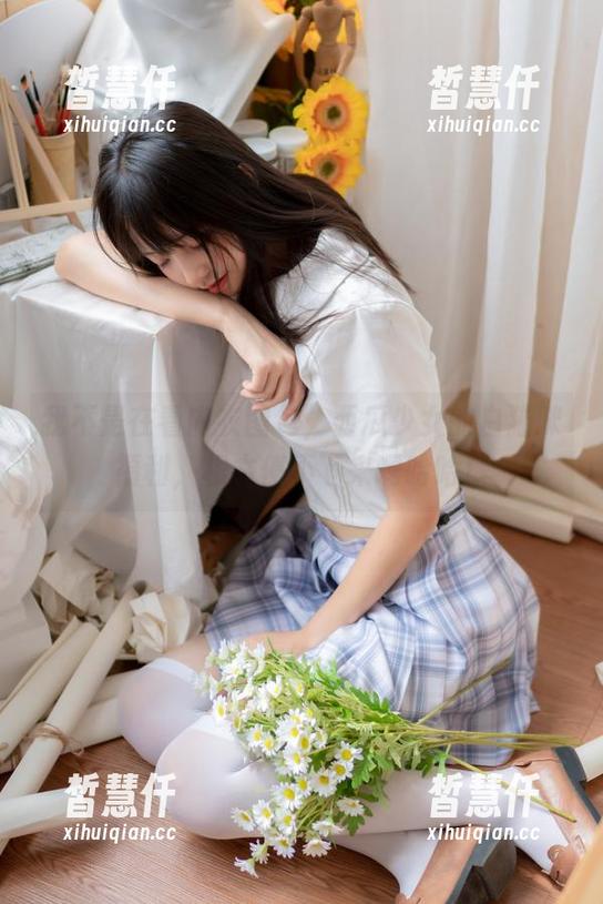 西瓜少女 我不是在看内衣图包,西瓜少女的白猫咪福利,根本停不下来啊哈哈!
