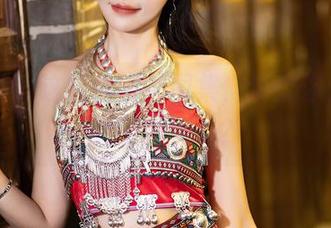 语画界 – 这组白衬衫图集，梦梵你无意中成了妖精吗？