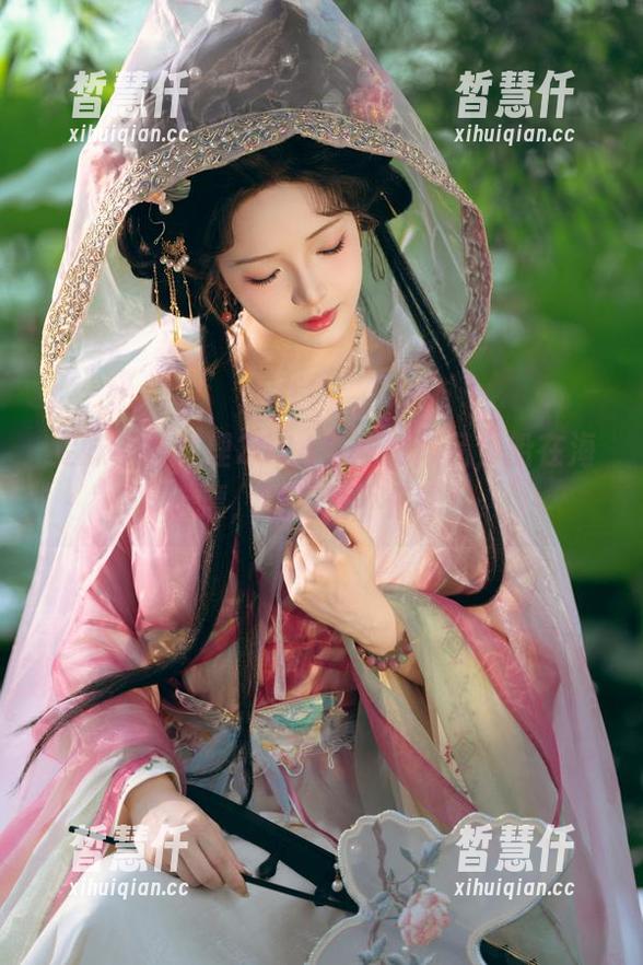 雯妹不讲道理 雯妹不讲道理2024年舰长作品,船在海上漂,脑海里不停漂!
